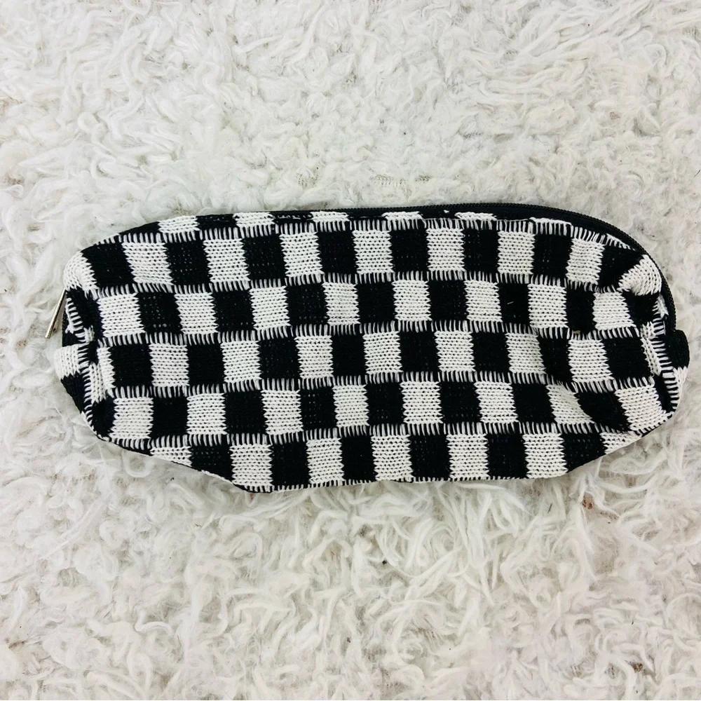 Unbranded Black and White knit Checkered pencil pouch